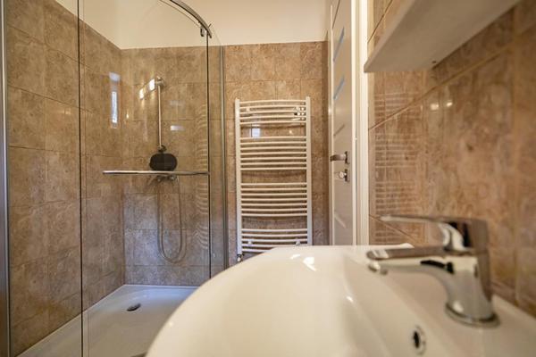 Lilla Vendeghaz Hotel Miskolc Buitenkant foto
