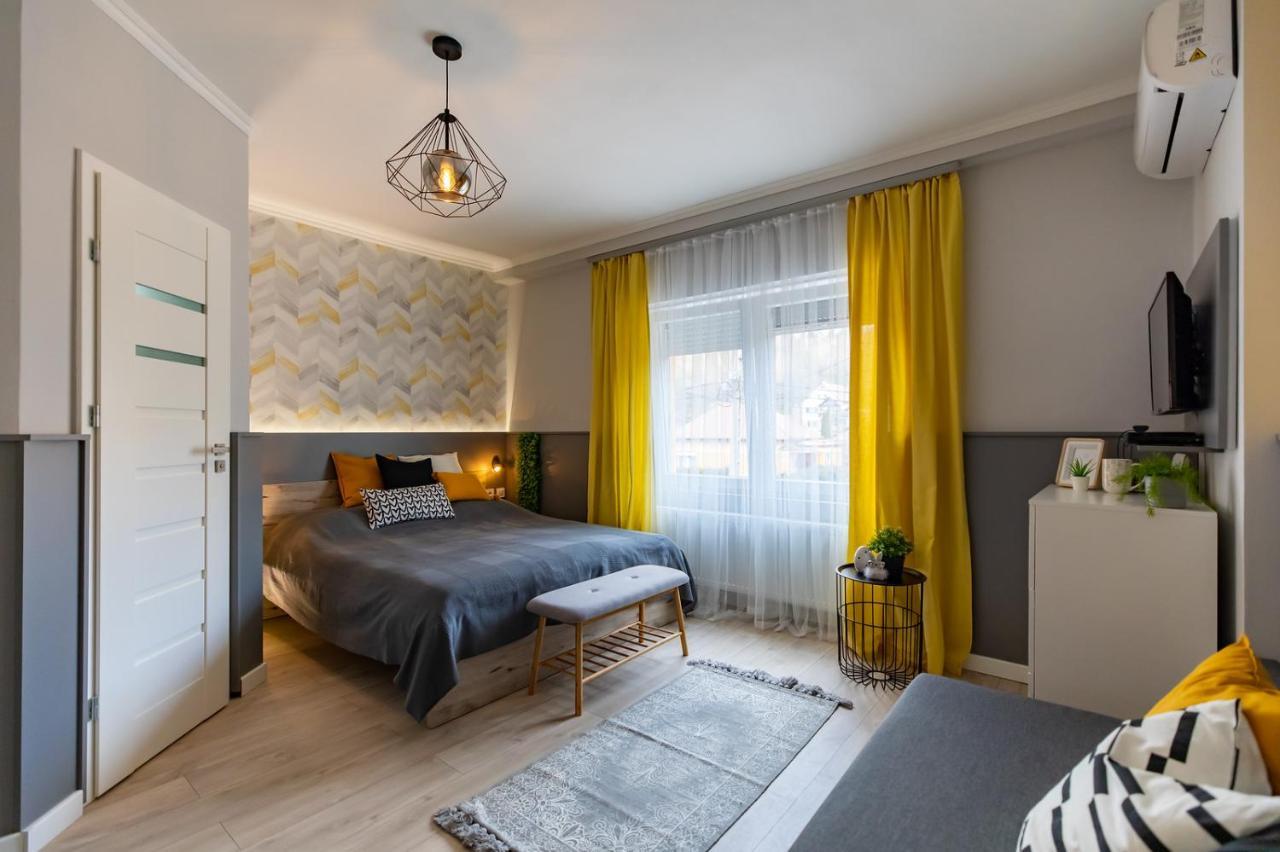 Lilla Vendeghaz Hotel Miskolc Buitenkant foto