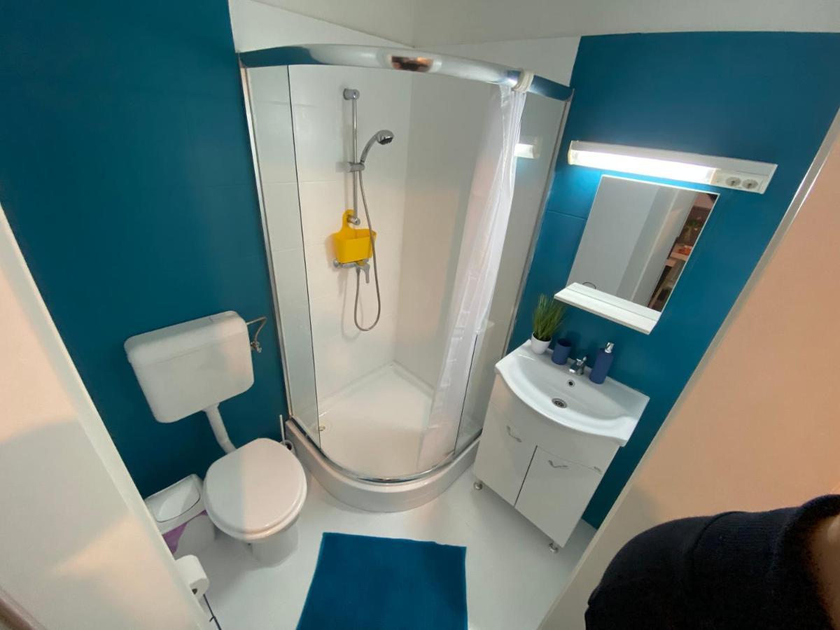 Lilla Vendeghaz Hotel Miskolc Buitenkant foto